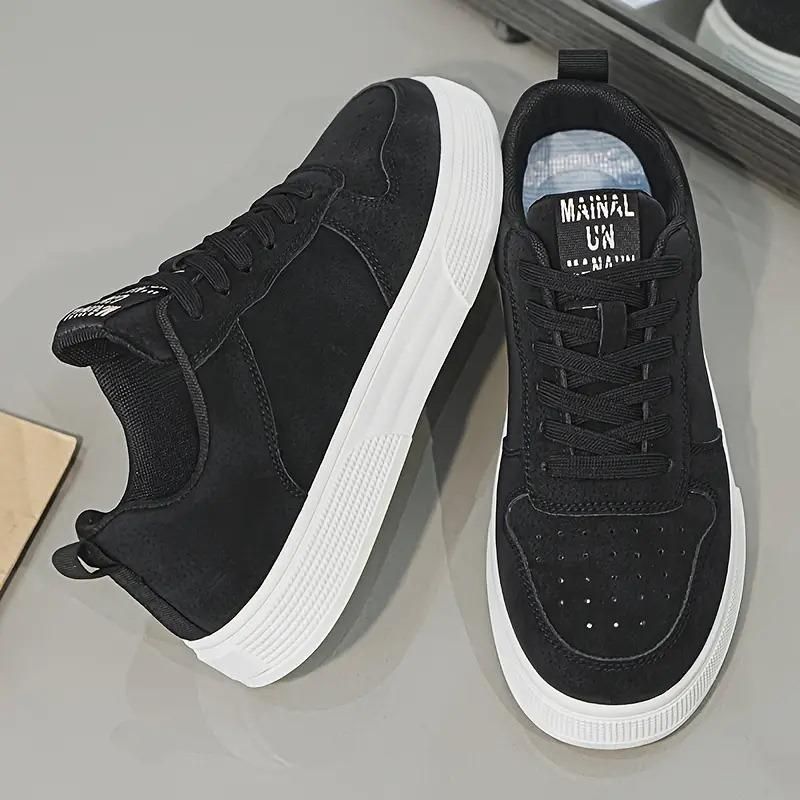 UrbanFlex Black Sneakers