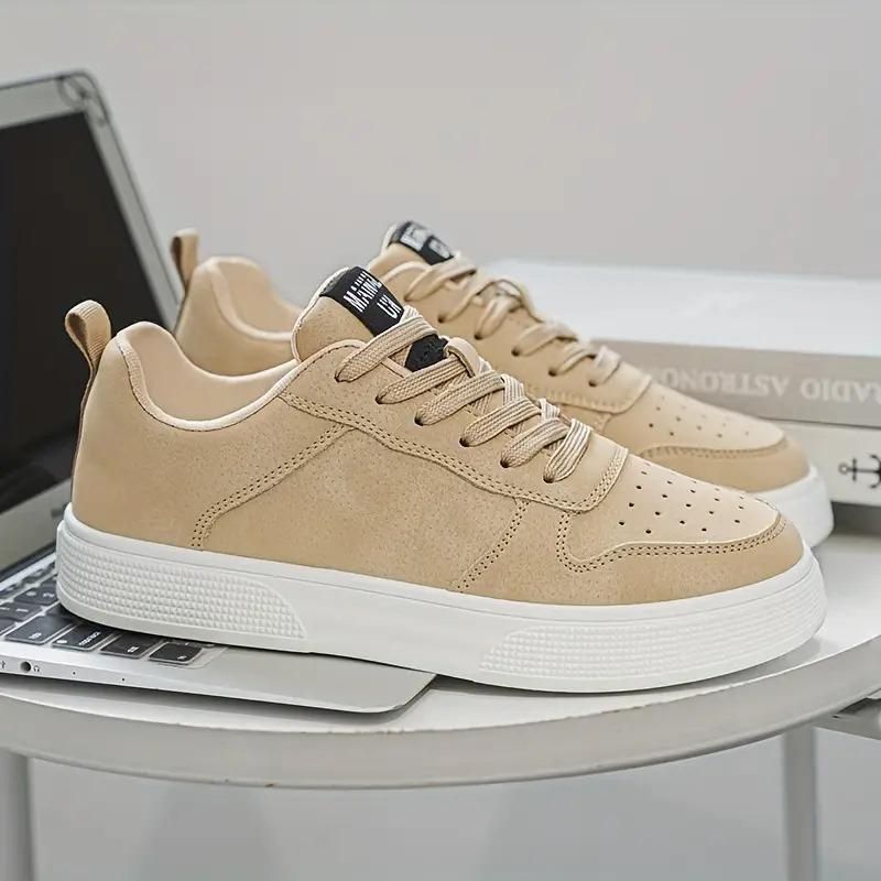 UrbanFlex Beige Sneakers