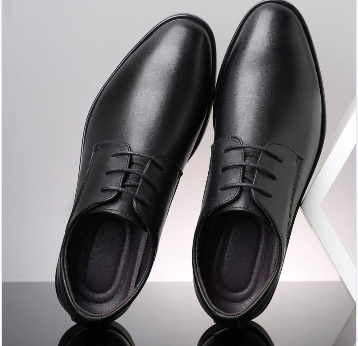 Classic Black Formal Leather Shoes for Men – Comfortable and Stylish Office Wear